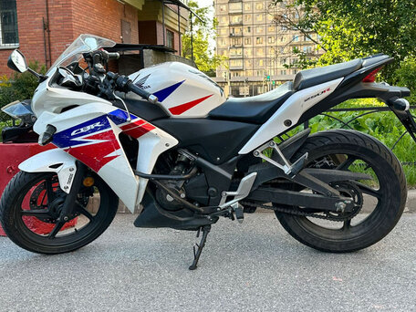 2013 Honda CBR 250R, белый, 250000 рублей, вид 5