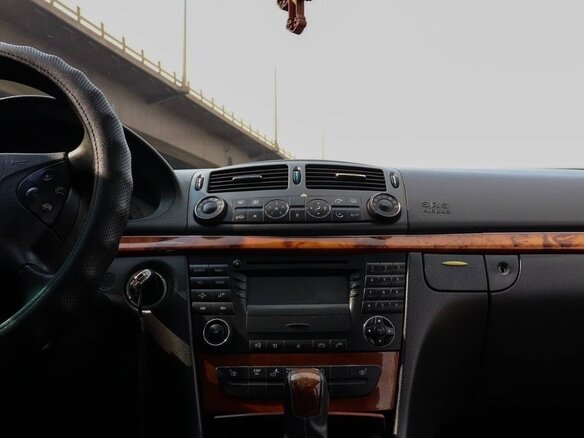 2002 Mercedes-Benz E-Класс 320 III (W211, S211), синий, 1030000 рублей - вид 18