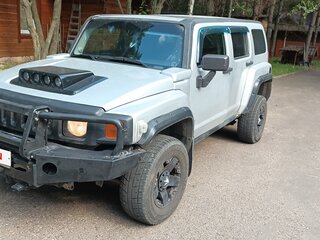 2009 Hummer H3, серебристый, 800000 рублей, вид 4