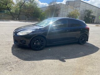 2011 Ford Focus III, чёрный, 565000 рублей, вид 3