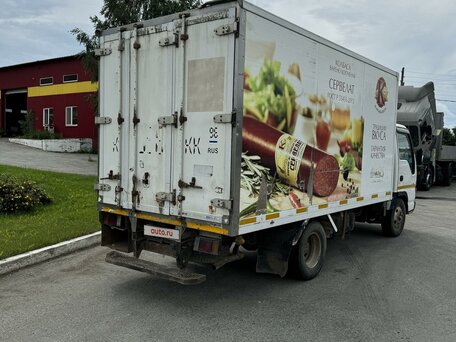 2002 Isuzu Elf (N-series), белый, 890000 рублей, вид 3