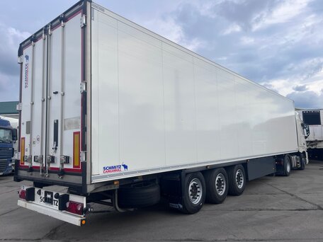 2020 Schmitz Cargobull SKO, белый, 6500000 рублей, вид 5