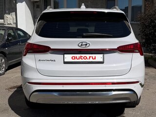 2021 Hyundai Santa Fe IV Рестайлинг, белый, 3490000 рублей, вид 4