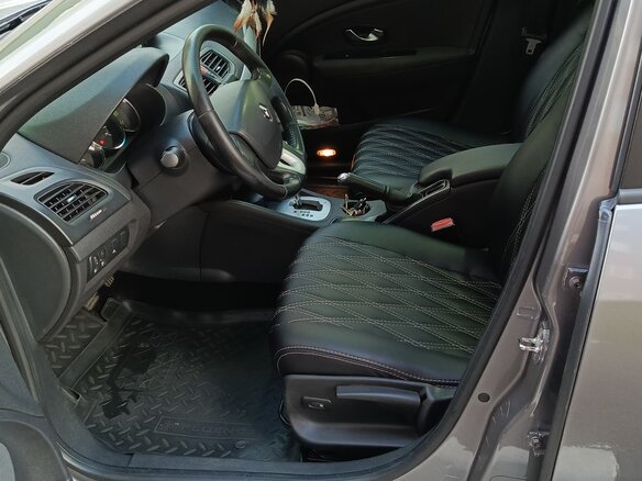 2010 Renault Fluence I, коричневый, 800000 рублей - вид 15