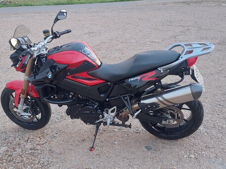 2017 BMW F 800 R, красный, 800000 рублей, вид 4