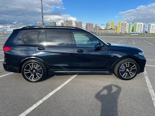 2021 BMW X7 30d I (G07), чёрный, 7350000 рублей, вид 5