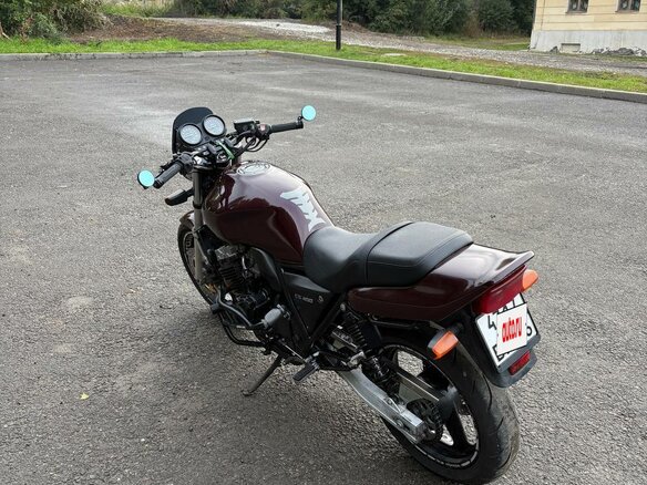 1996 Honda CB 400 Super Four, красный - вид 2