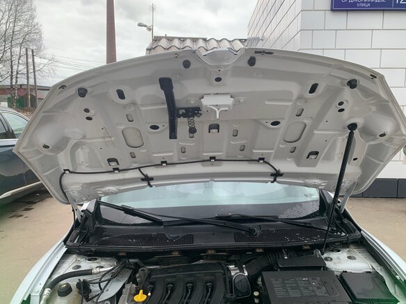 2012 Renault Megane III Рестайлинг, белый, 1000000 рублей - вид 14