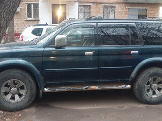 2008 Mitsubishi Pajero Sport I Рестайлинг, зелёный, 990000 рублей, вид 1