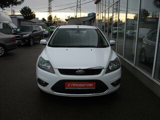 2010 Ford Focus II Рестайлинг, белый, 1050000 рублей, вид 2