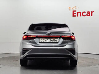 2021 Kia K3 II, серый, 1520000 рублей, вид 4