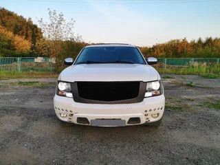 2013 Chevrolet Tahoe 6AT III, белый, 1720000 рублей, вид 2