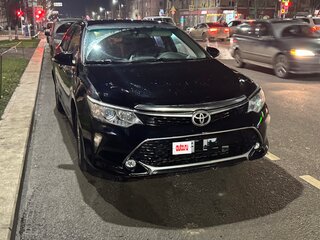 2014 Toyota Camry VII (XV50) Рестайлинг, чёрный, 1300000 рублей, вид 3
