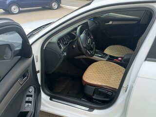 2012 Audi A4 IV (B8) Рестайлинг, белый, 1525000 рублей, вид 4
