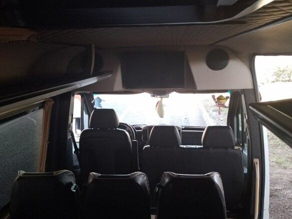 2012 Volkswagen Crafter, серебристый, 3000000 рублей - вид 2