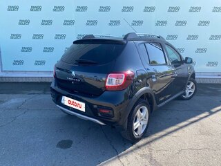 2017 Renault Sandero Stepway II, чёрный, 880000 рублей, вид 4