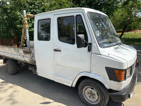 1991 Mercedes-Benz T1, белый, 310000 рублей, вид 2