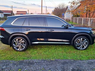 2023 Geely Monjaro I, чёрный, 3240000 рублей, вид 4