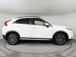 2018 Mitsubishi Eclipse Cross I, белый, 1799000 рублей, вид 4
