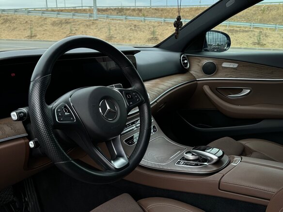 2018 Mercedes-Benz E-Класс 200 V (W213, S213, C238), серый, 3000000 рублей - вид 5