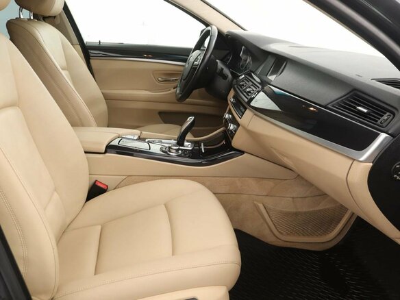2013 BMW 5 серии 520d VI (F10/F11/F07) Рестайлинг, чёрный - вид 3