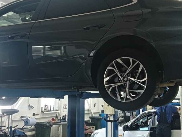 2020 Hyundai Sonata VIII (DN8), серый, 2600000 рублей - вид 7