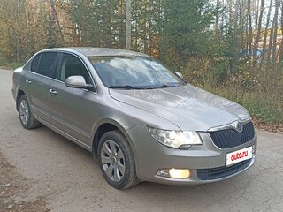 2011 Skoda Superb II, серый, 845000 рублей, вид 4
