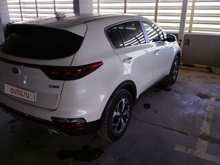 2019 Kia Sportage IV Рестайлинг, белый, 2850000 рублей, вид 4