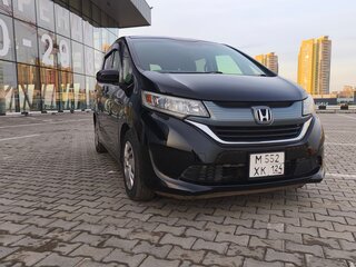 2017 Honda Freed+ II, чёрный, 1310000 рублей, вид 4