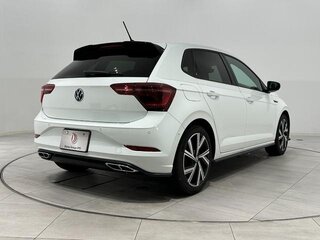 2022 Volkswagen Polo VI Рестайлинг (EU Market), белый, 1495700 рублей, вид 5