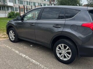 2015 Toyota RAV4 IV (XA40), серый, 2000000 рублей, вид 5