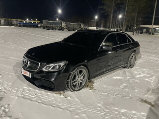 2015 Mercedes-Benz E-Класс 300 IV (W212, S212, C207) Рестайлинг, чёрный, 2600000 рублей, вид 2