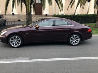 2010 Mercedes-Benz CLS 300 I (C219) Рестайлинг, пурпурный, 2600000 рублей, вид 2