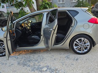 2013 Kia Ceed II, серебристый, 1400000 рублей, вид 3