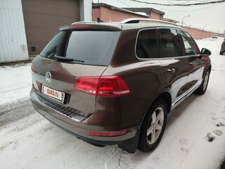 2012 Volkswagen Touareg II, коричневый, 1600000 рублей, вид 4