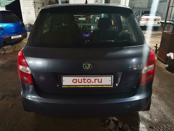 2011 Skoda Fabia II Рестайлинг, синий - вид 3