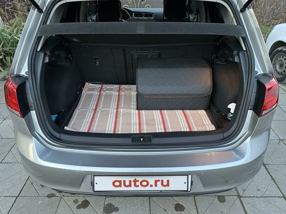 2013 Volkswagen Golf VII, серебристый, 1250000 рублей - вид 6