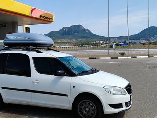 2012 Skoda Roomster I Рестайлинг, белый, 750000 рублей, вид 1