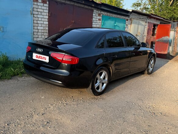 2013 Audi A4 IV (B8) Рестайлинг, чёрный, 1000000 рублей - вид 1