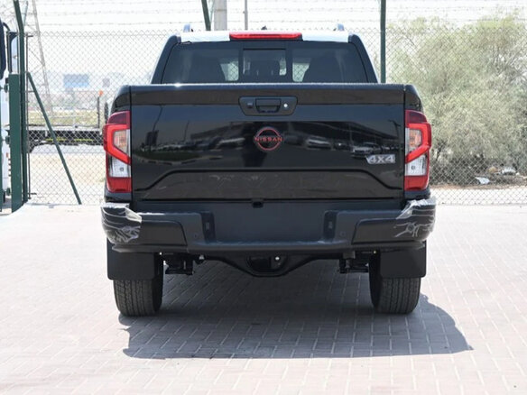 2025 Nissan Navara (Frontier) IV (D23), чёрный - вид 3