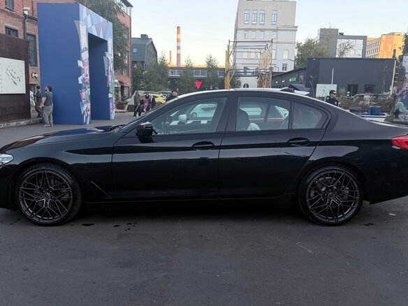 2019 BMW 5 серии 520d VII (G30/G31/G38), чёрный, 2790000 рублей - вид 8