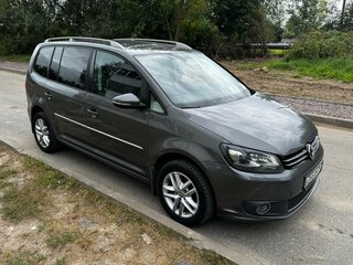 2010 Volkswagen Touran I Рестайлинг 2, серый, 900000 рублей, вид 2
