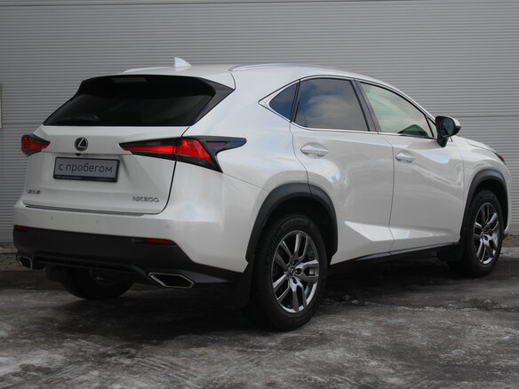 2019 Lexus NX 300 I Рестайлинг, белый - вид 1