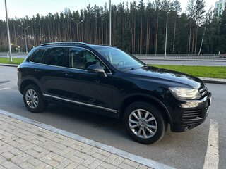 2012 Volkswagen Touareg II, чёрный, 2600000 рублей, вид 5