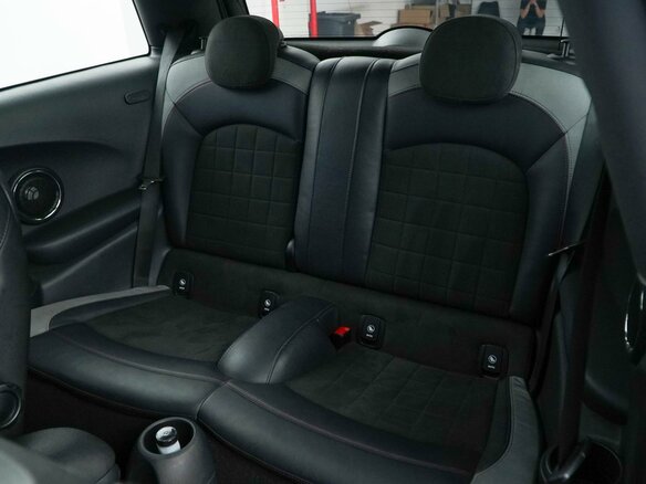 2019 Mini Hatch JCW III (F55/F56) Рестайлинг, серый - вид 8