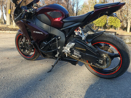 2009 Honda CBR 1000 RR/RA Fireblade, красный, 880000 рублей, вид 5