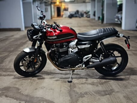 2021 Triumph Speed Twin, красный, 980000 рублей, вид 1