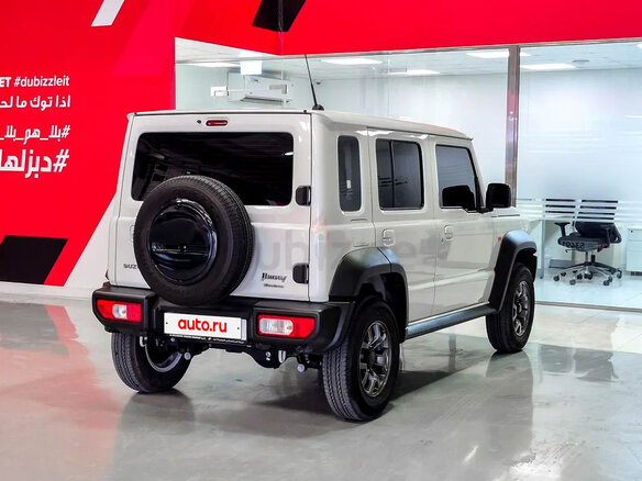 2023 Suzuki Jimny IV, серебристый, 2500000 рублей - вид 6