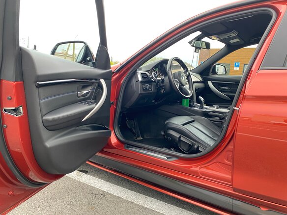 2018 BMW 3 серии 320i xDrive VI (F3x) Рестайлинг, оранжевый, 2950000 рублей - вид 13