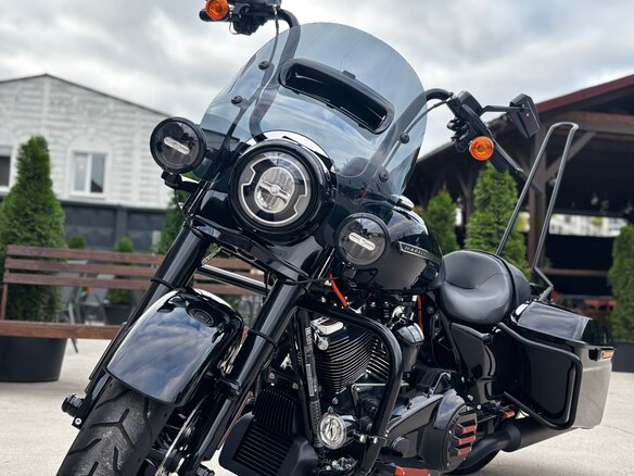 2020 Harley-Davidson Road King, чёрный, 3300000 рублей - вид 6